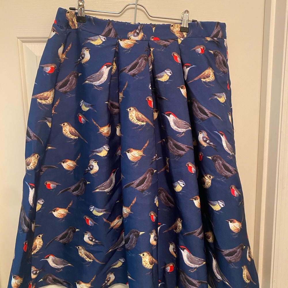 EUC Bird Print Skirt Size 2XL